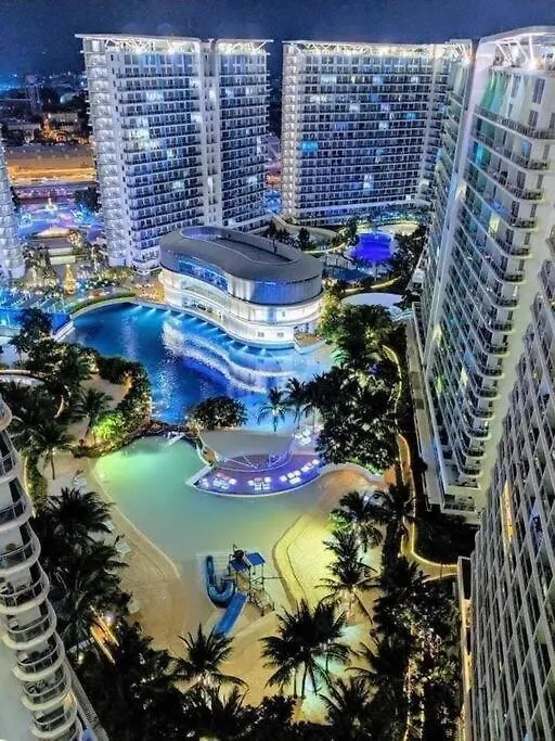Azure Urban Resort A12 Wavepool Near Mall Airport Manila Filippinerna